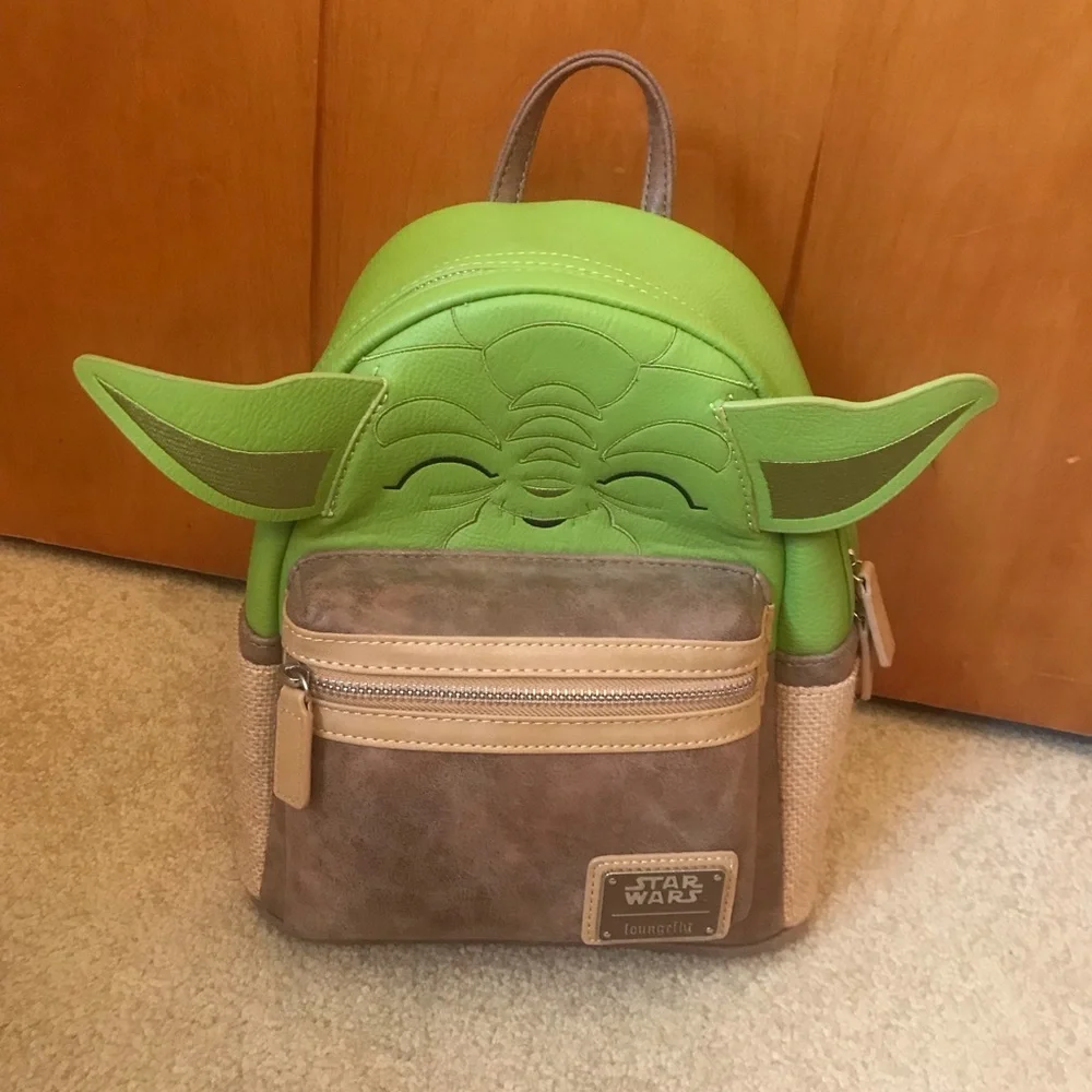 NWT! Disney Parks Exclusive Star Wars Loungefly Yoda Mini Backpack! HTF! Rare!